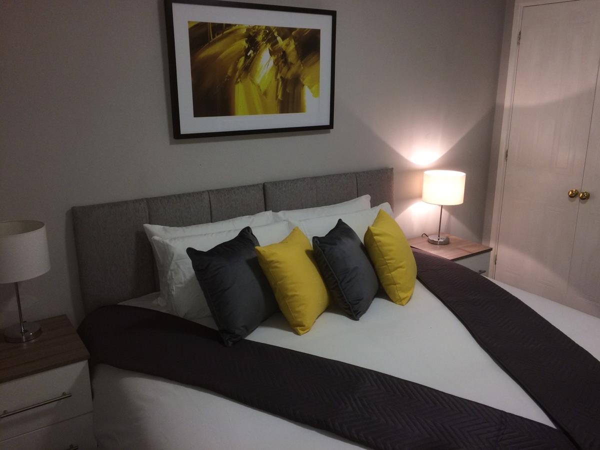 Delight Marvel - Orchard House Villa Swindon Eksteriør billede