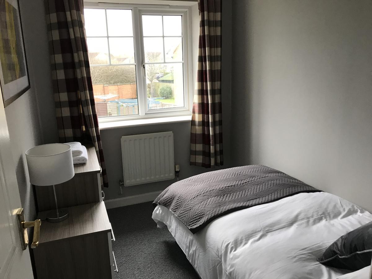 Delight Marvel - Orchard House Villa Swindon Eksteriør billede