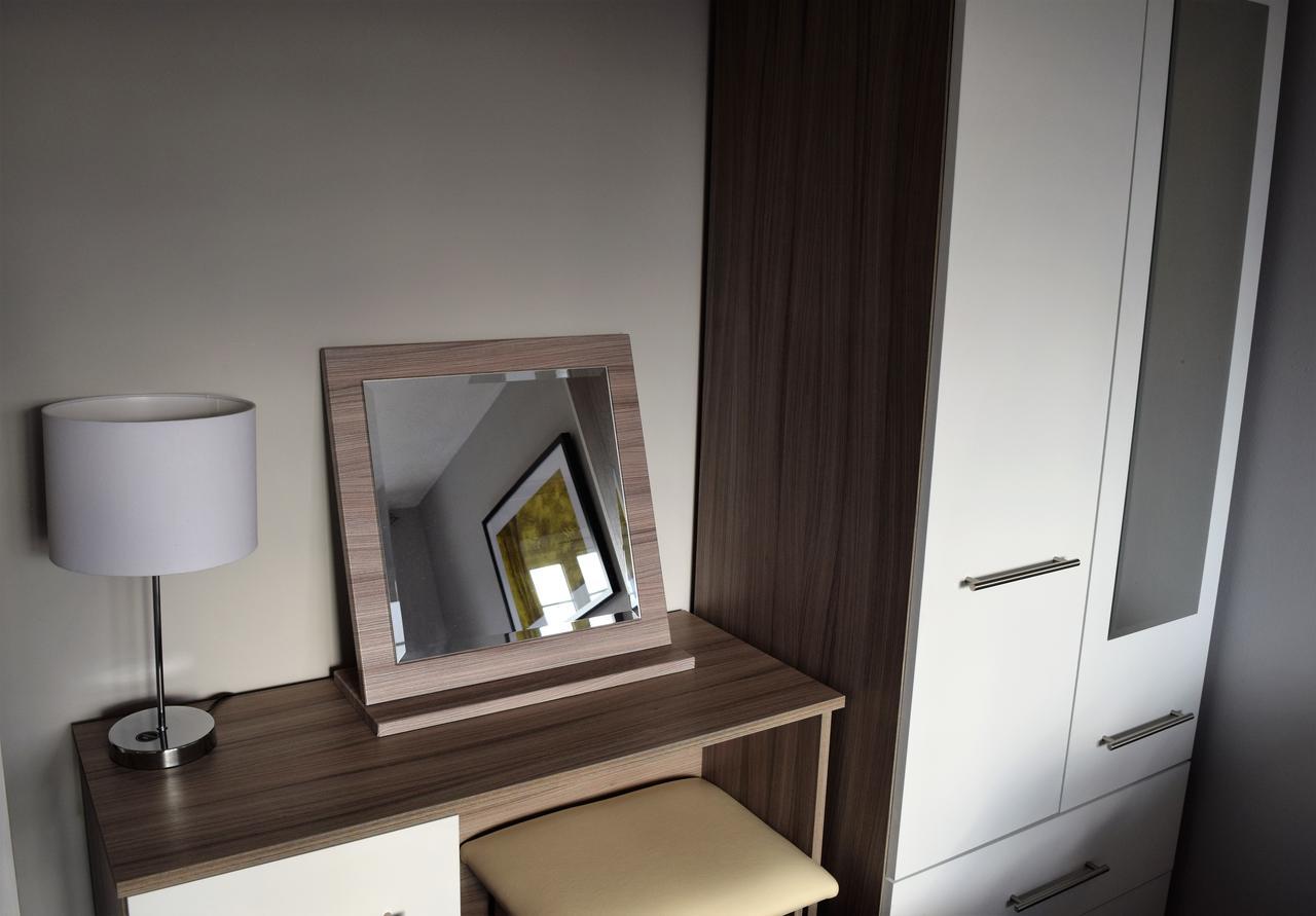 Delight Marvel - Orchard House Villa Swindon Eksteriør billede